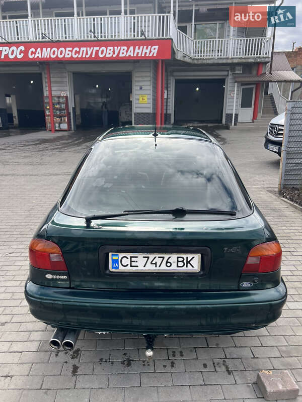 Лифтбек Ford Mondeo 1994 в Черновцах