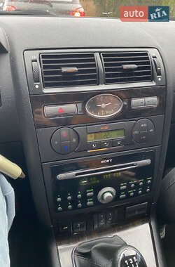 Седан Ford Mondeo 2006 в  фото 5 Седан Ford Mondeo 2006 в