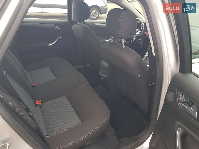 Універсал Ford Mondeo 2013 в Рівному
