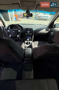 Лифтбек Ford Mondeo 2001 в 