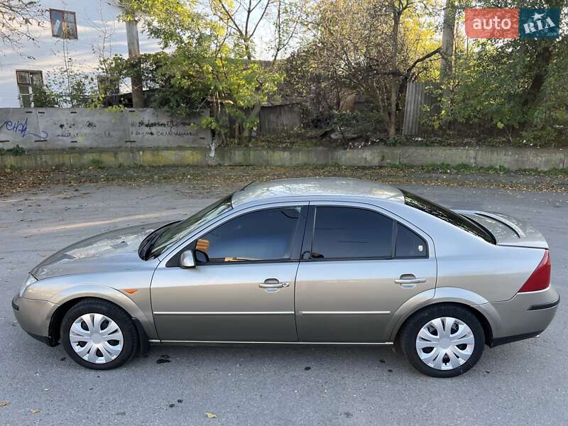 Седан Ford Mondeo 2002 в Чернівцях фото 22 Седан Ford Mondeo 2002 в Чернівцях