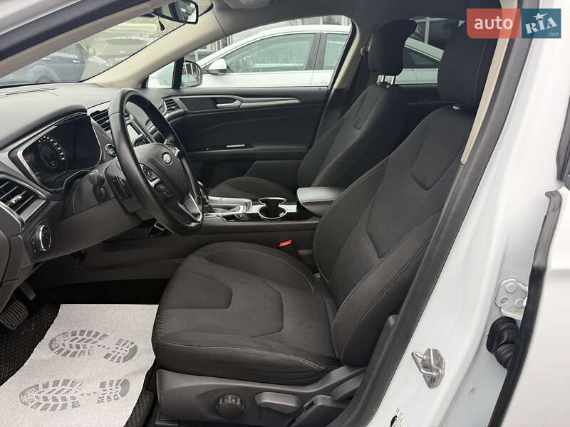 Седан Ford Mondeo 2015 в Житомире фото 9 Седан Ford Mondeo 2015 в Житомире