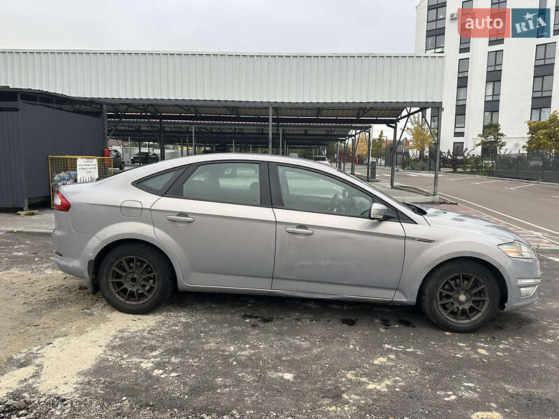 Лифтбек Ford Mondeo 2013 в Киеве фото 4 Лифтбек Ford Mondeo 2013 в Киеве