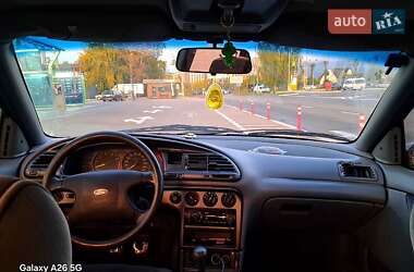 Седан Ford Mondeo 1993 в 