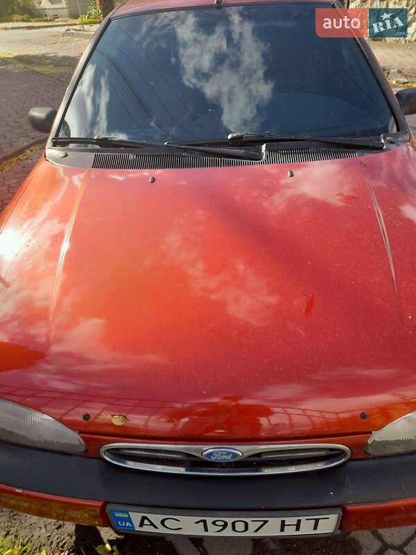 Седан Ford Mondeo 1993 в Луцке