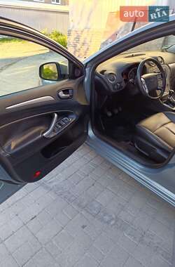 Універсал Ford Mondeo 2008 в  фото 26 Універсал Ford Mondeo 2008 в