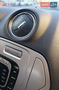 Універсал Ford Mondeo 2008 в  фото 30 Універсал Ford Mondeo 2008 в
