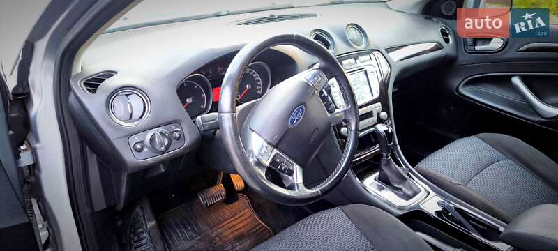 Универсал Ford Mondeo 2008 в Старой Выжевке фото 13 Универсал Ford Mondeo 2008 в Старой Выжевке