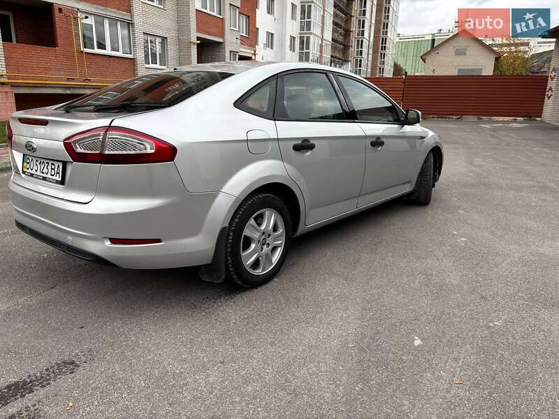 Ліфтбек Ford Mondeo 2011 в Тернополі фото 3 Ліфтбек Ford Mondeo 2011 в Тернополі