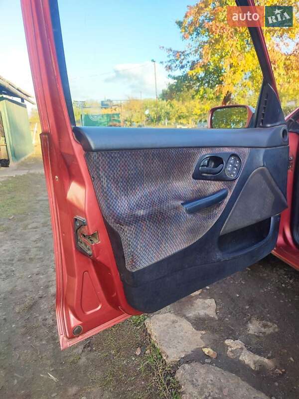 Седан Ford Mondeo 1993 в Баштанці