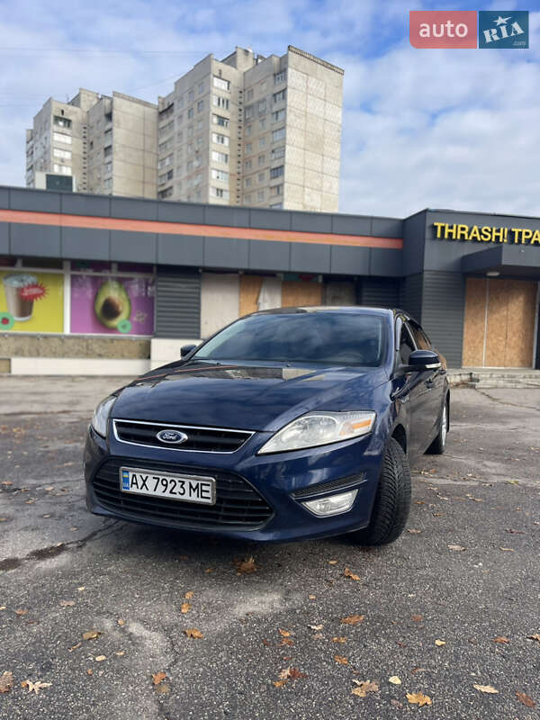 Седан Ford Mondeo 2012 в Харькове