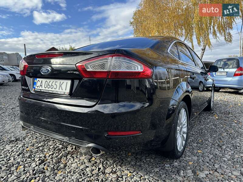 Седан Ford Mondeo 2011 в Смеле