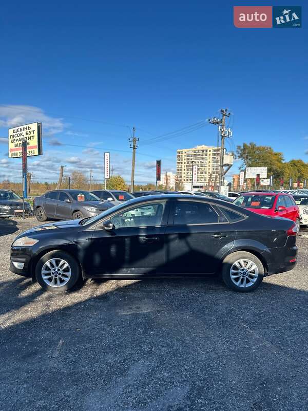 Седан Ford Mondeo 2011 в Білогородці