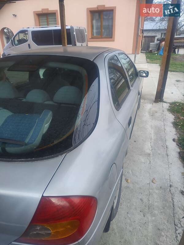 Лифтбек Ford Mondeo 1997 в Ивано-Франковске