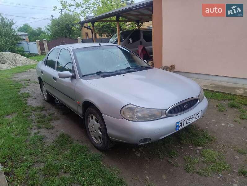 Лифтбек Ford Mondeo 1997 в Ивано-Франковске