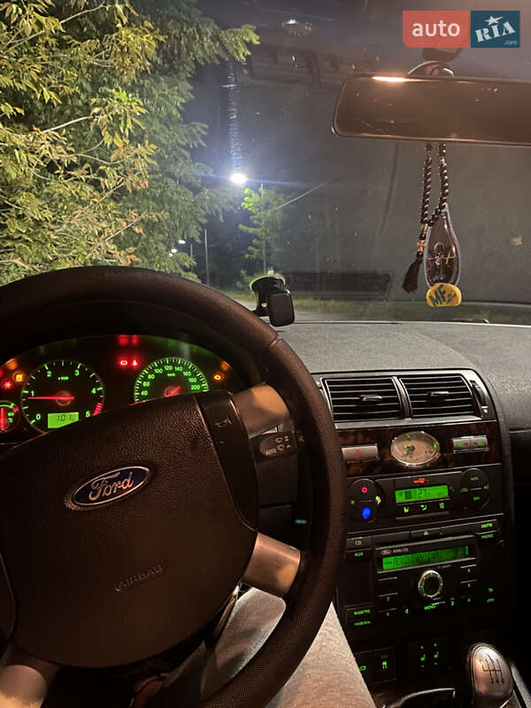 Універсал Ford Mondeo 2004 в Києві