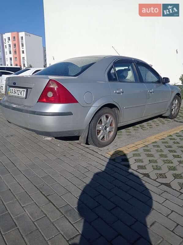 Седан Ford Mondeo 2003 в Києві