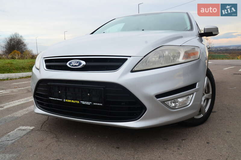 Седан Ford Mondeo 2013 в Дрогобыче