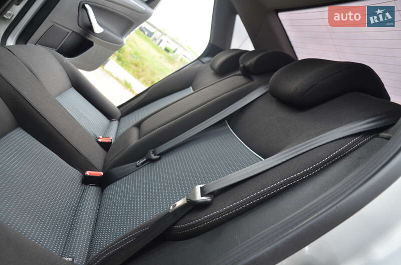 Седан Ford Mondeo 2013 в Дрогобыче