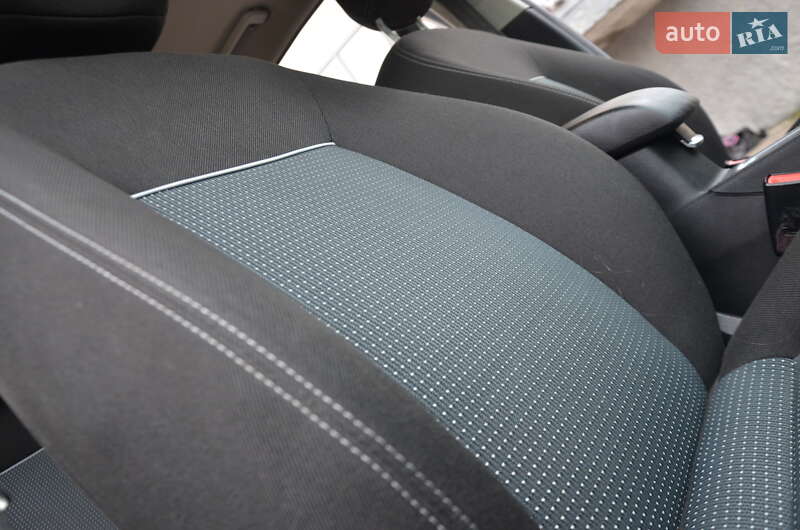 Седан Ford Mondeo 2013 в Дрогобыче