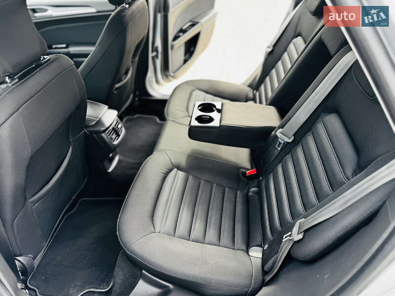 Універсал Ford Mondeo 2016 в Здолбуніві фото 35 Універсал Ford Mondeo 2016 в Здолбуніві