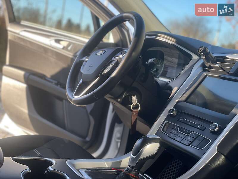 Универсал Ford Mondeo 2017 в Золочеве фото 47 Универсал Ford Mondeo 2017 в Золочеве