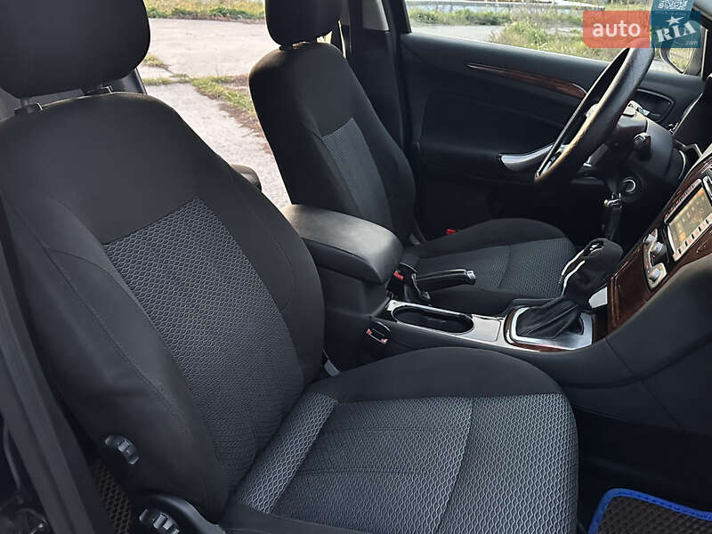 Лифтбек Ford Mondeo 2008 в Остроге фото 22 Лифтбек Ford Mondeo 2008 в Остроге