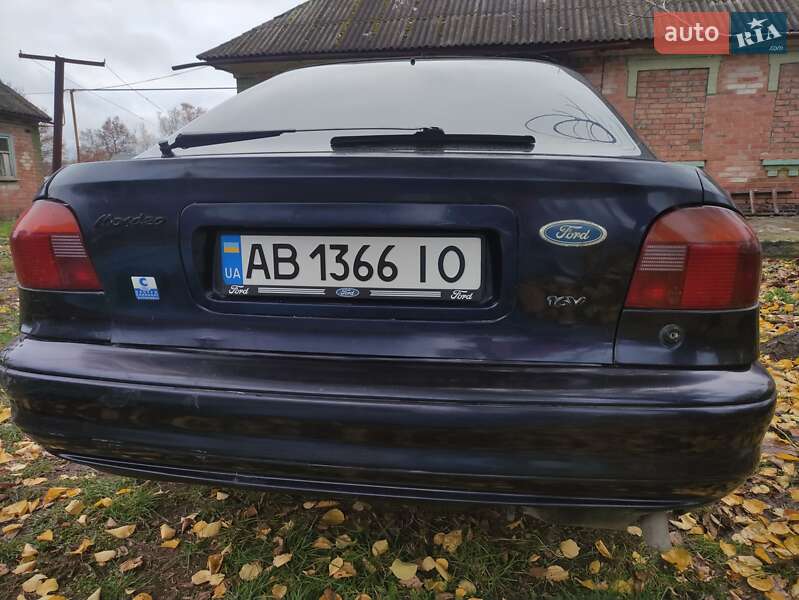 Лифтбек Ford Mondeo 1995 в Виннице