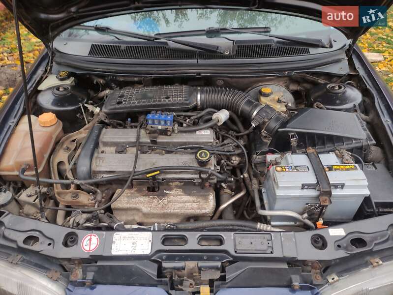 Лифтбек Ford Mondeo 1995 в Виннице