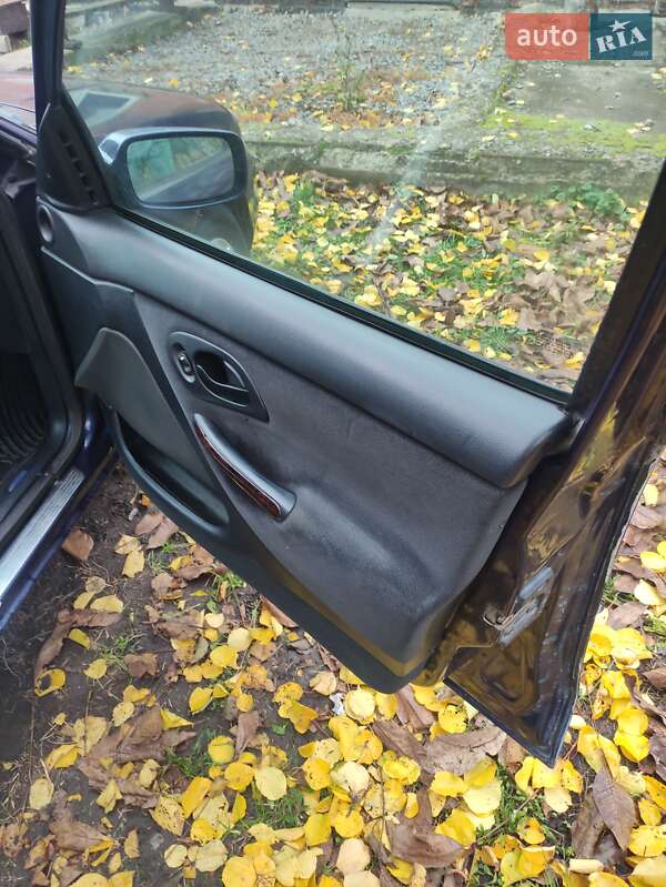 Лифтбек Ford Mondeo 1995 в Виннице
