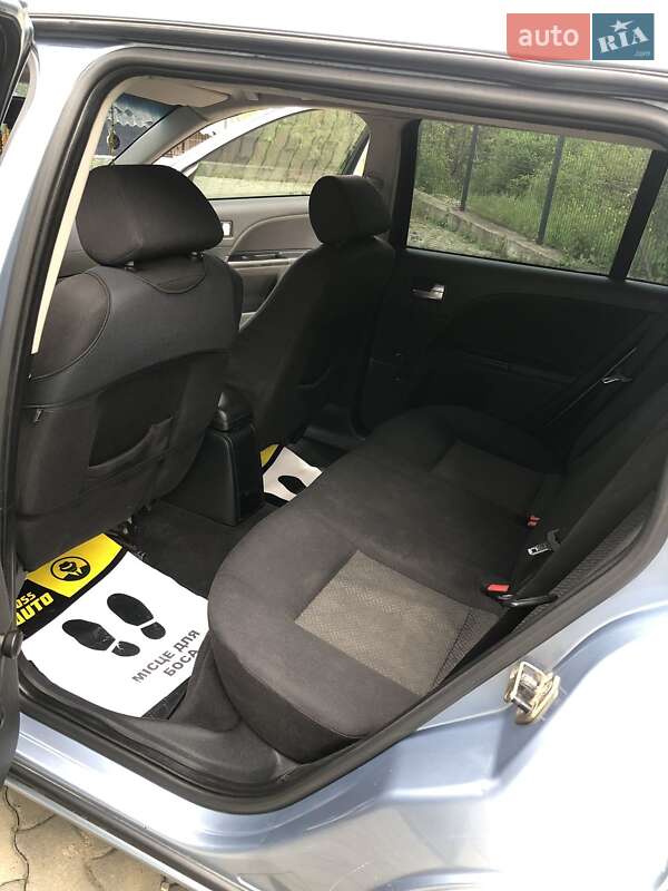 Універсал Ford Mondeo 2004 в Чернівцях
