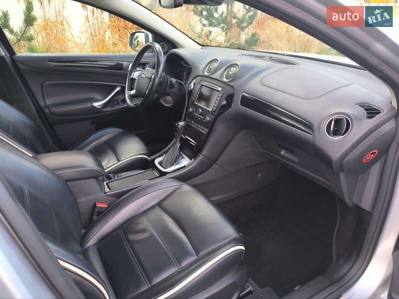 Универсал Ford Mondeo 2013 в Луцке