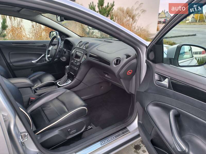 Универсал Ford Mondeo 2013 в Луцке