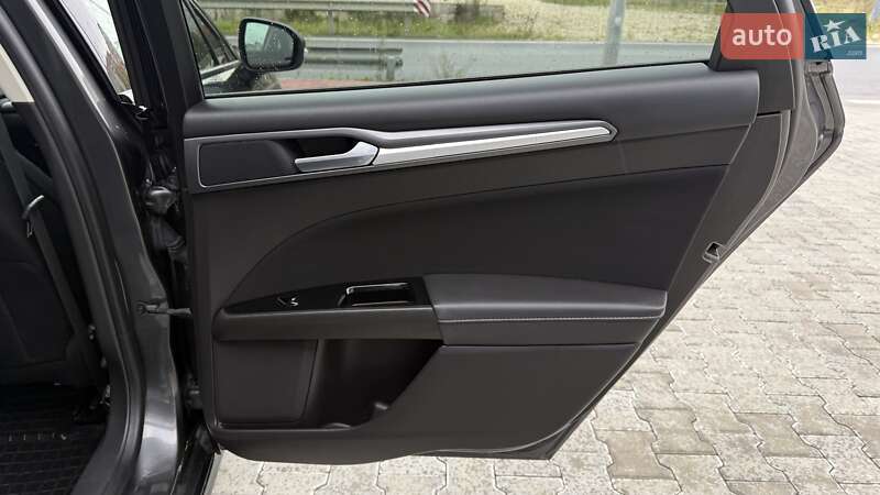 Седан Ford Mondeo 2017 в Тернополе