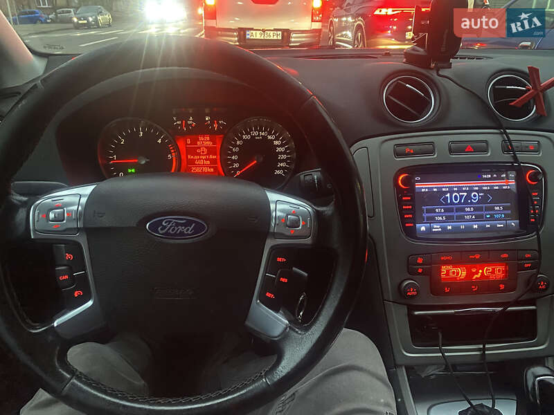 Универсал Ford Mondeo 2010 в Киеве