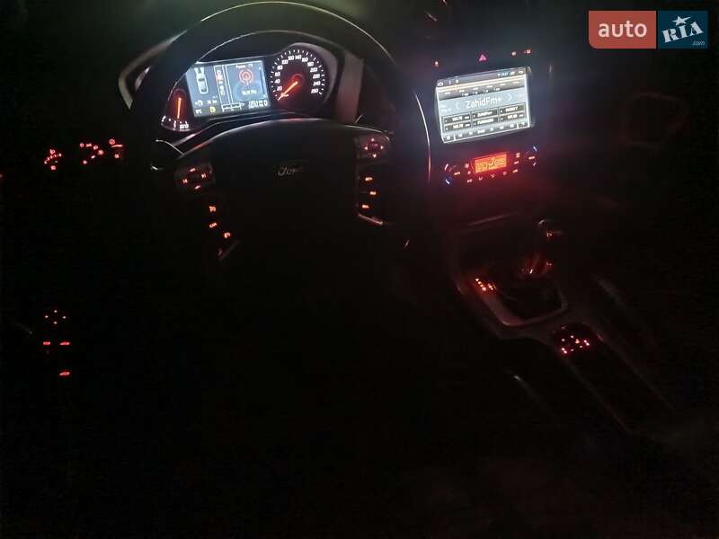 Седан Ford Mondeo 2012 в Хусте