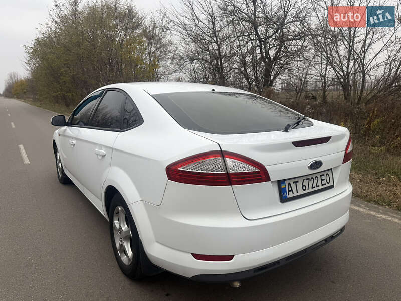 Ліфтбек Ford Mondeo 2010 в Києві фото 7 Ліфтбек Ford Mondeo 2010 в Києві