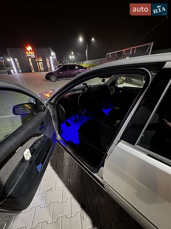 Ліфтбек Ford Mondeo 2004 в Вінниці