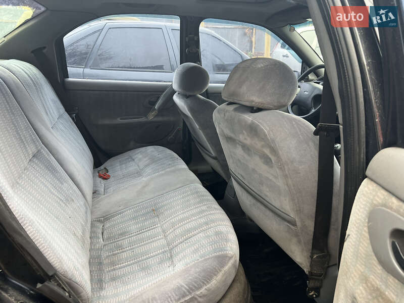 Седан Ford Mondeo 1993 в Полтаві фото 8 Седан Ford Mondeo 1993 в Полтаві