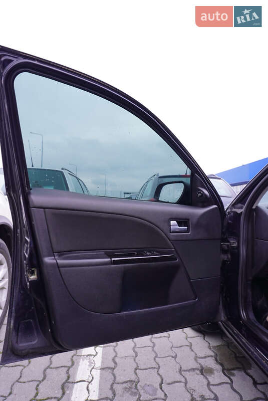 Универсал Ford Mondeo 2003 в Стрые