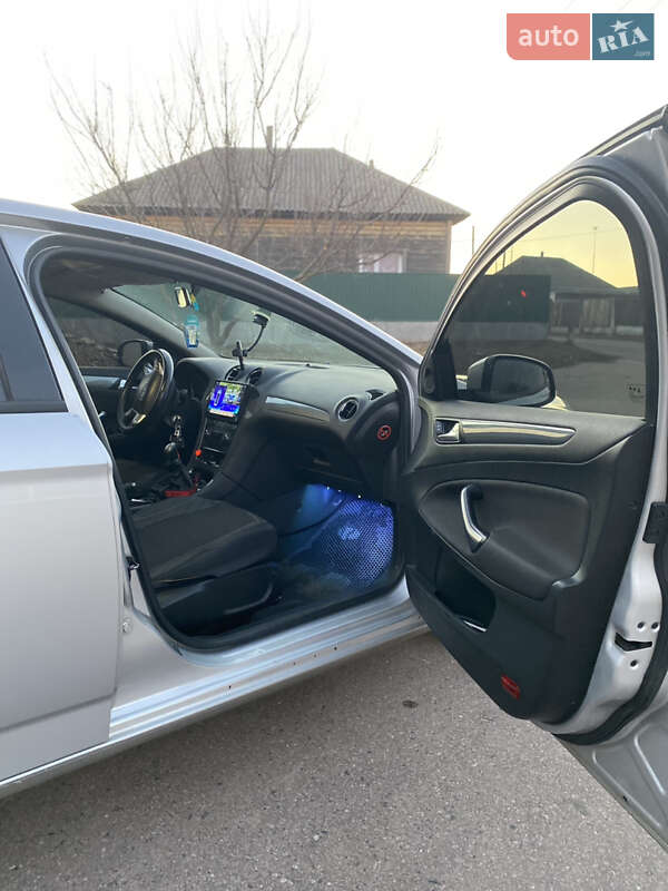 Універсал Ford Mondeo 2011 в Борзні фото 5 Універсал Ford Mondeo 2011 в Борзні