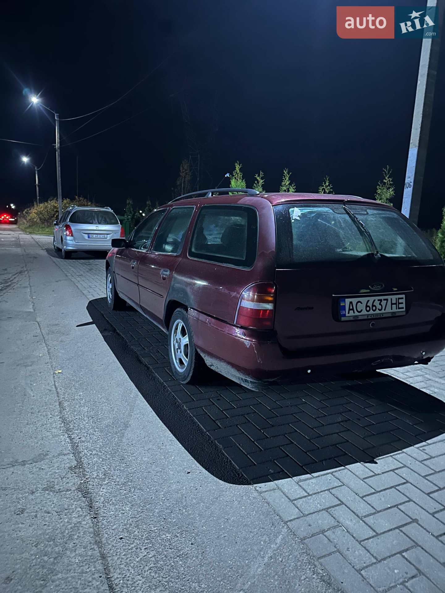 Ford Mondeo 1998 VIN WF0NXXGBBNWB53101 фото оголошення 3 з 10