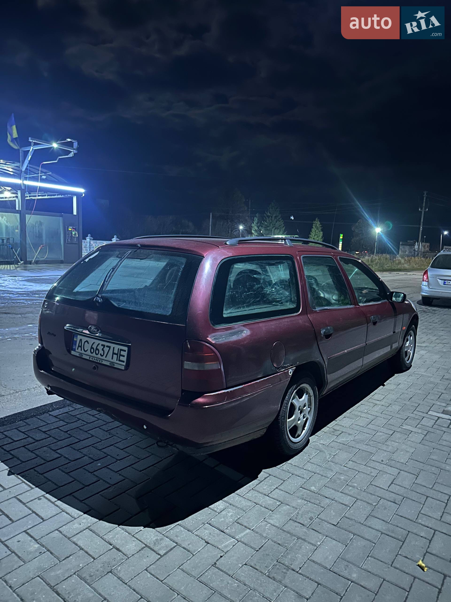 Ford Mondeo 1998 VIN WF0NXXGBBNWB53101 фото оголошення 4 з 10