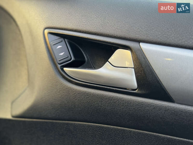 Універсал Ford Mondeo 2011 в Стрию