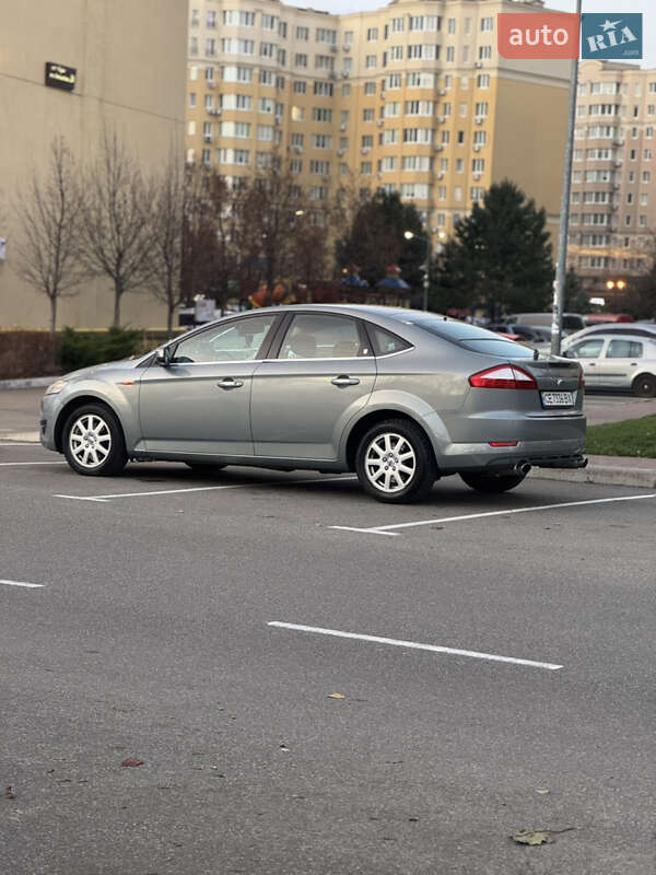 Ліфтбек Ford Mondeo 2007 в Києві