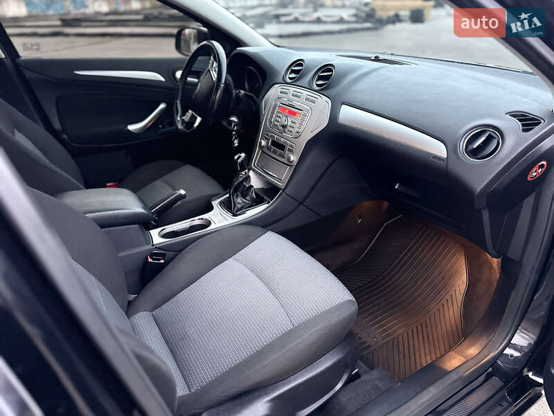 Лифтбек Ford Mondeo 2007 в Хмельницком фото 24 Лифтбек Ford Mondeo 2007 в Хмельницком