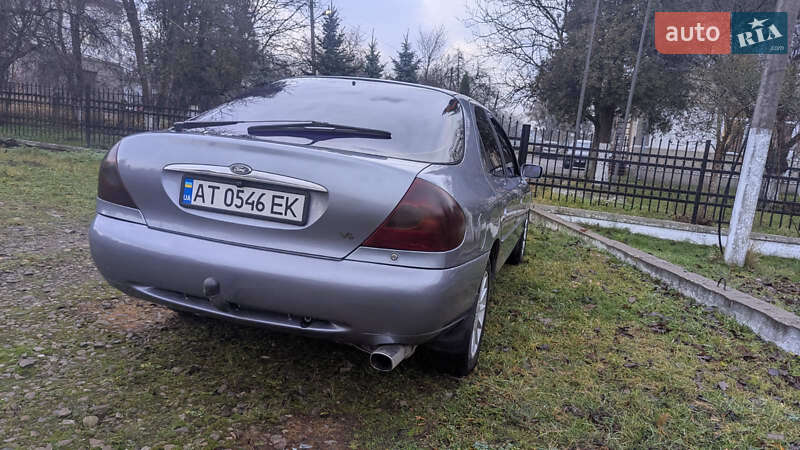 Ліфтбек Ford Mondeo 1996 в Коломиї