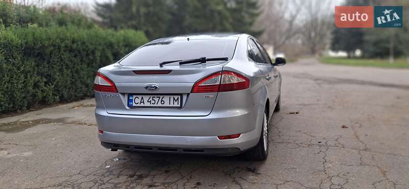 Лифтбек Ford Mondeo 2010 в Христиновке