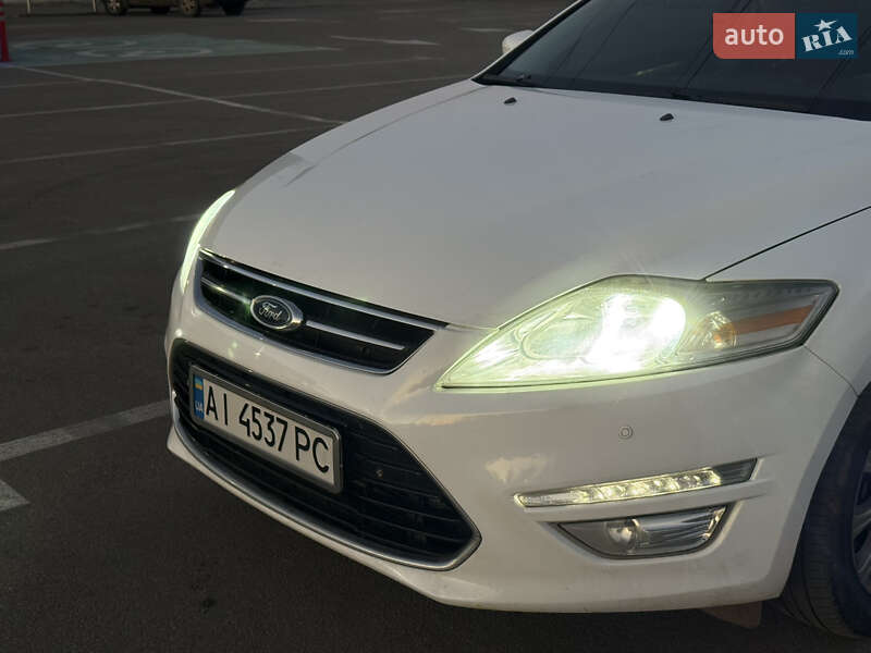 Седан Ford Mondeo 2012 в Ирпене