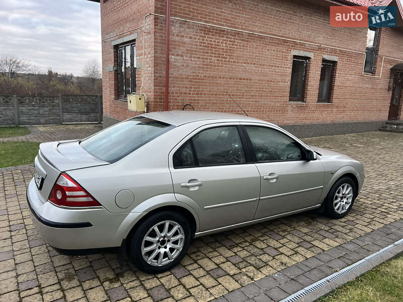 Седан Ford Mondeo 2000 в Львове